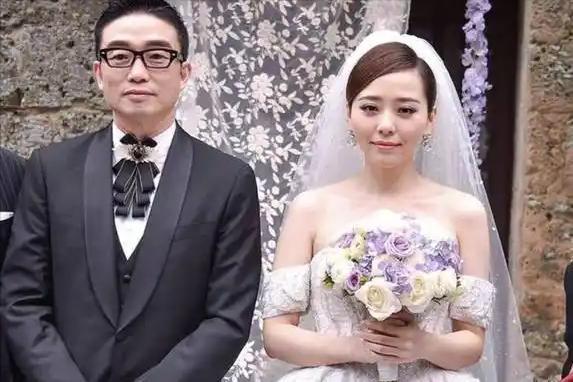 被骗走6亿身家离婚4年后二人天差地别AG真人中国张靓颖：与冯轲相爱15年(图22)