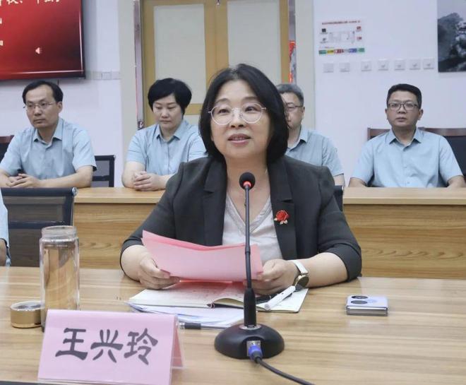 院举行田纪伟教授团队聘任仪式AG真人百家乐泰安市中心医